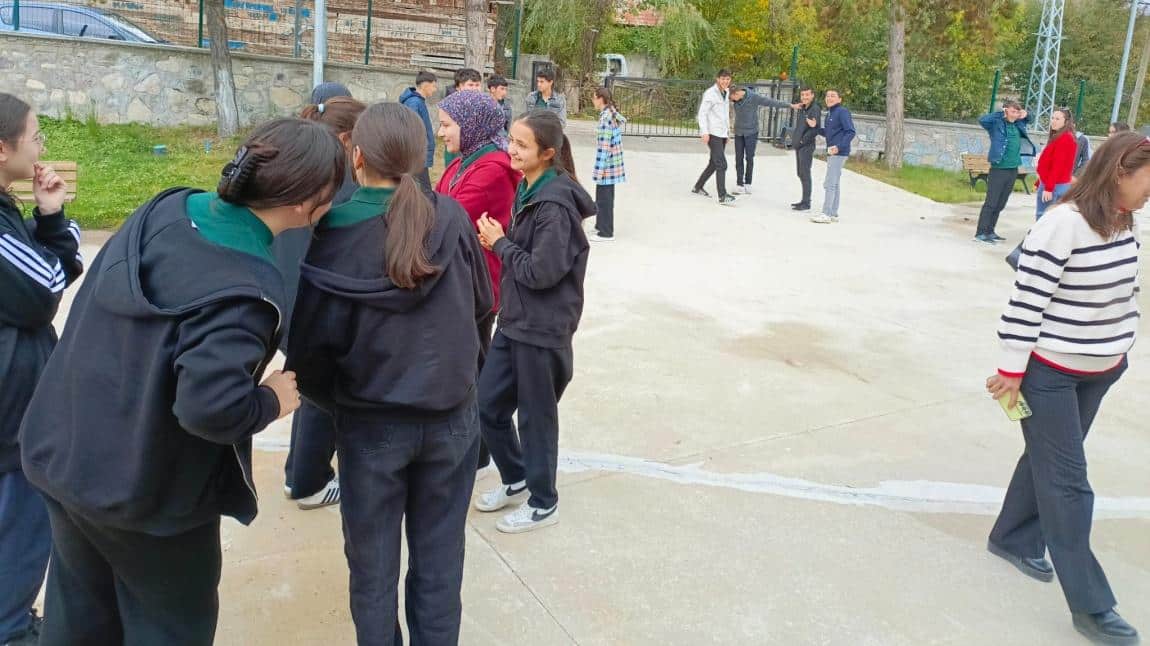 Deprem Tatbikatı Gerçekleştirildi.