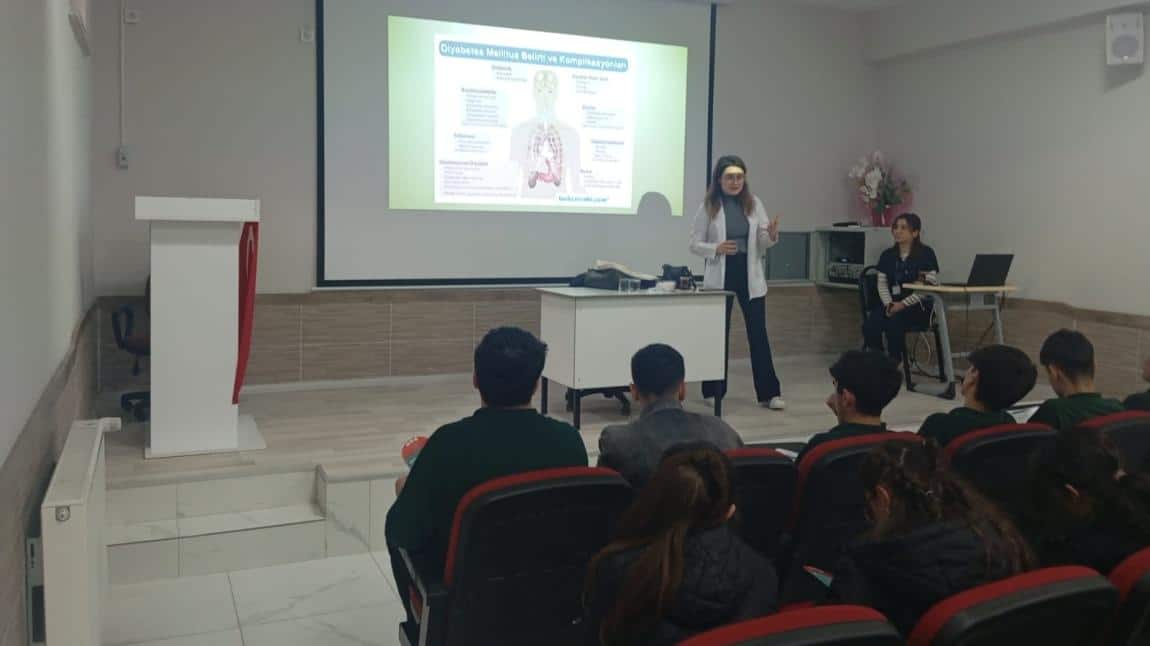 Obezite ve Diyabet Farkındalık Eğitimi Verildi. 